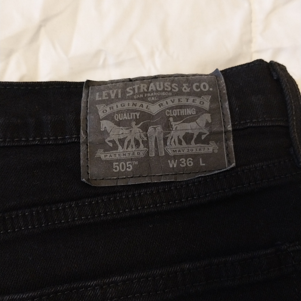 Levi's 505 Original Fit - Picture 3 of 3